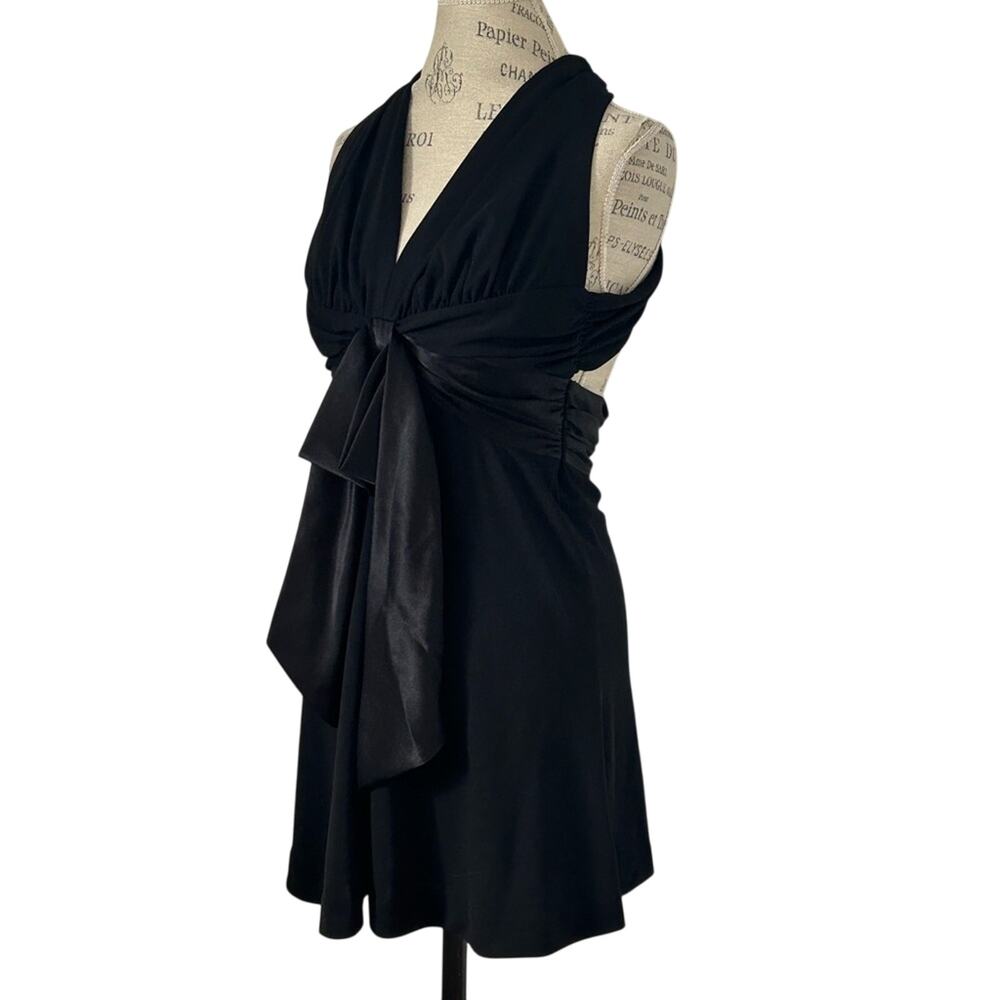 White House black market LBD little black dress satin bow criss cross back sz 4